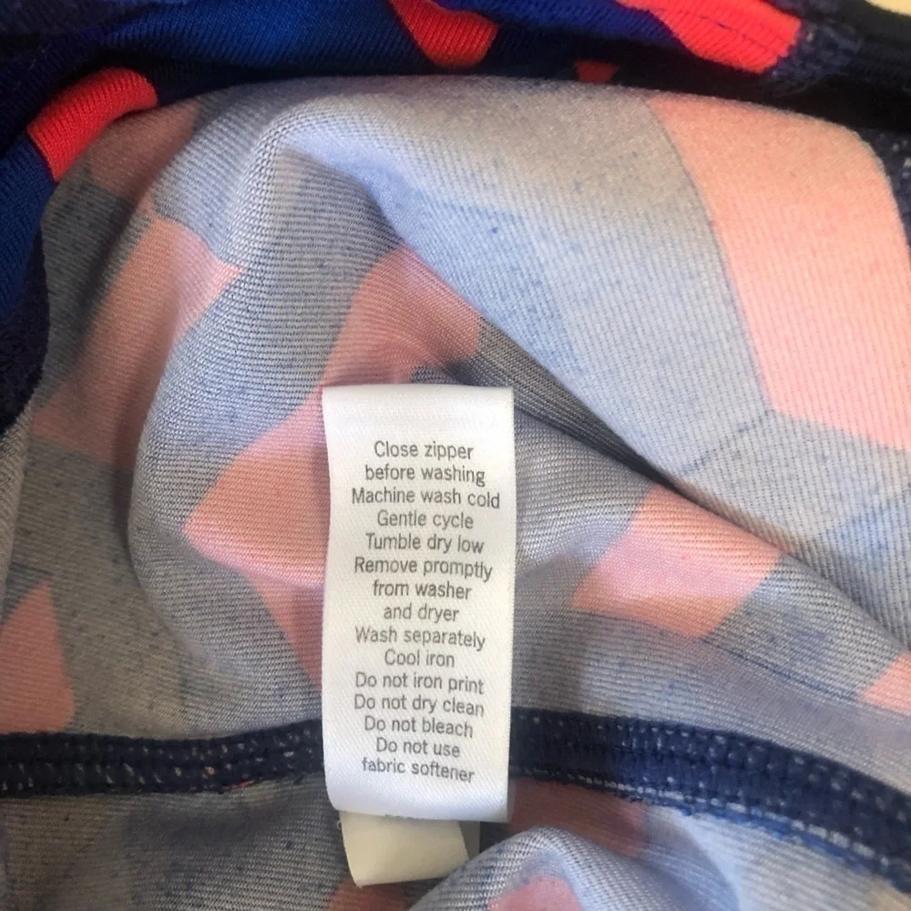 ATHLETA geometric pattern leggings, small